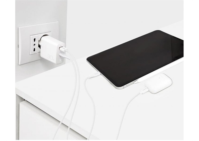 Puro Wall Charger one port USB-A and one USB-C 30W