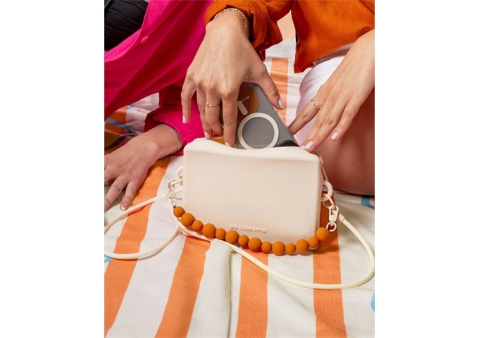CASEME Handtasche Jelly Bag mit Schultergurt