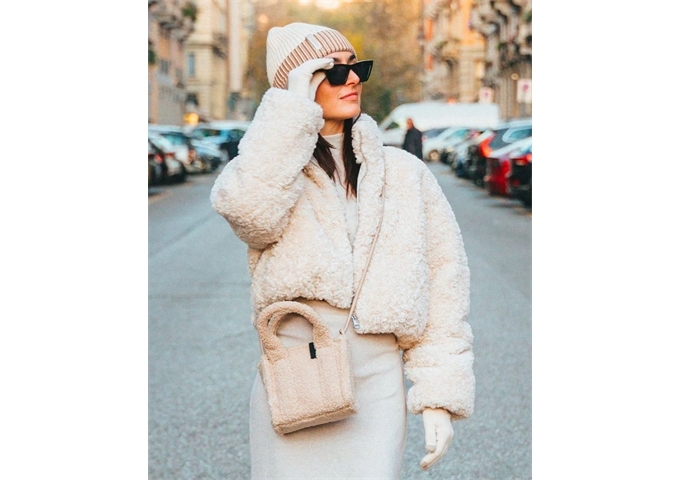 CASEME Teddy-Wintertasche mit Schultergurt – für Smartpho