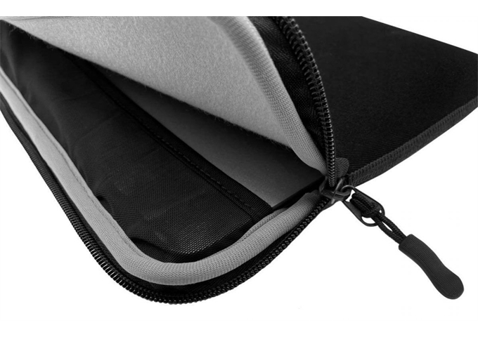 Puro Scudo Sleeve case for Notebook up to 15"